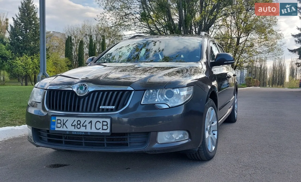 2010 Skoda Superb - мініатюра 25