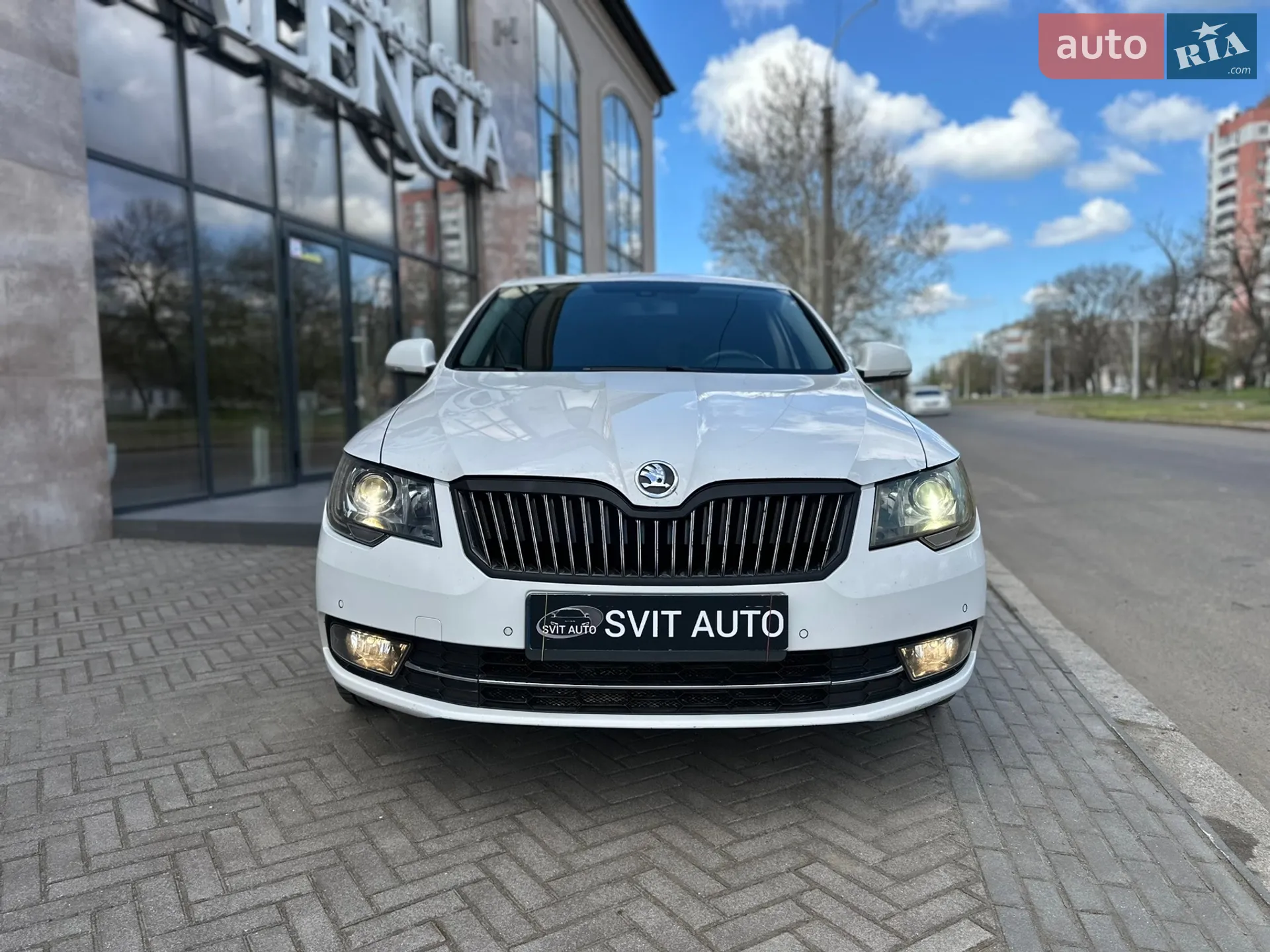 2013 Skoda Superb - мініатюра 2
