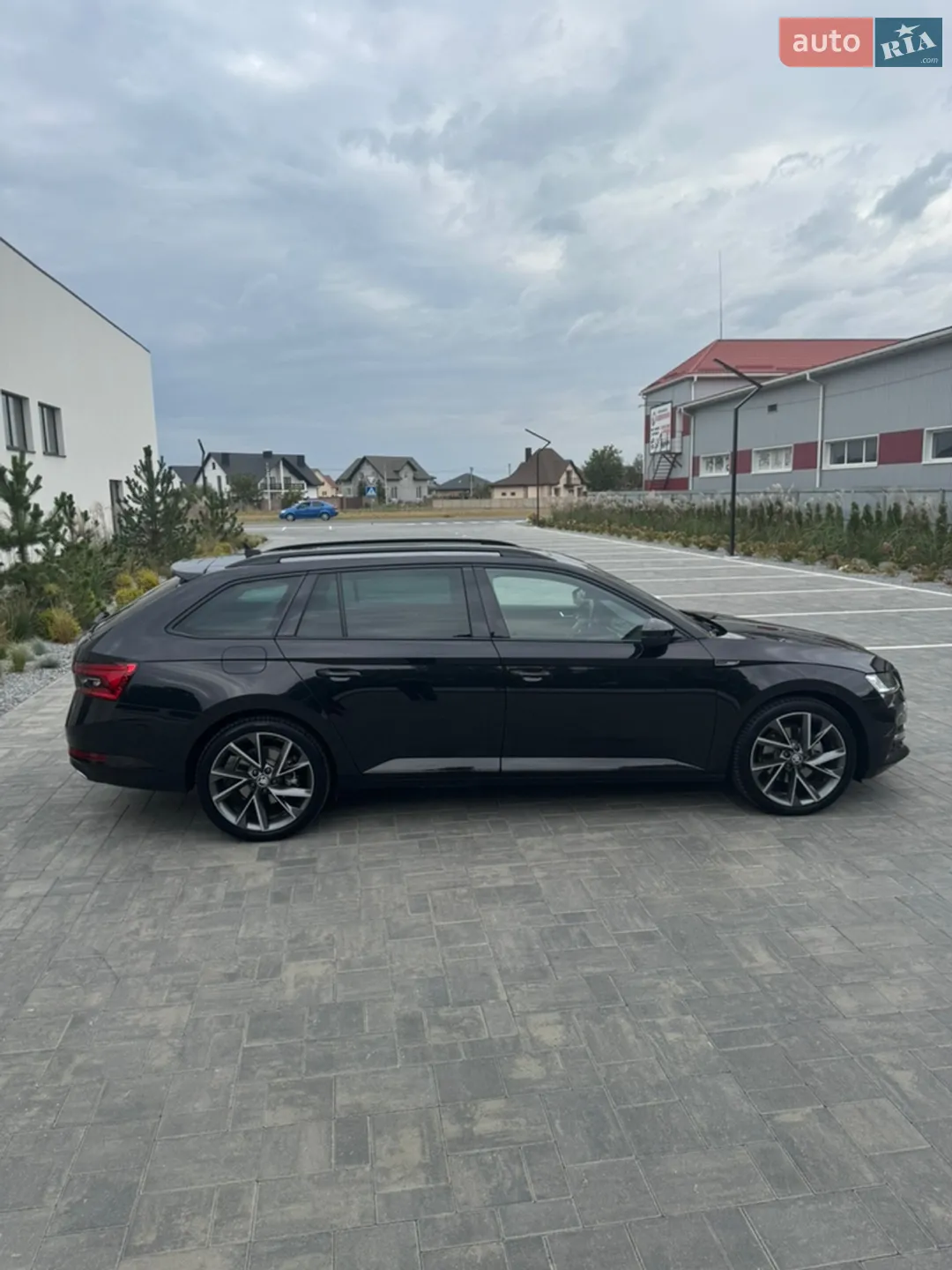 2020 Skoda Superb - мініатюра 3
