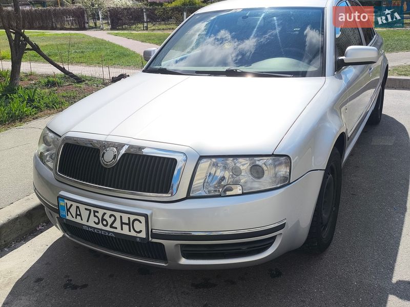 Skoda Superb 2006
