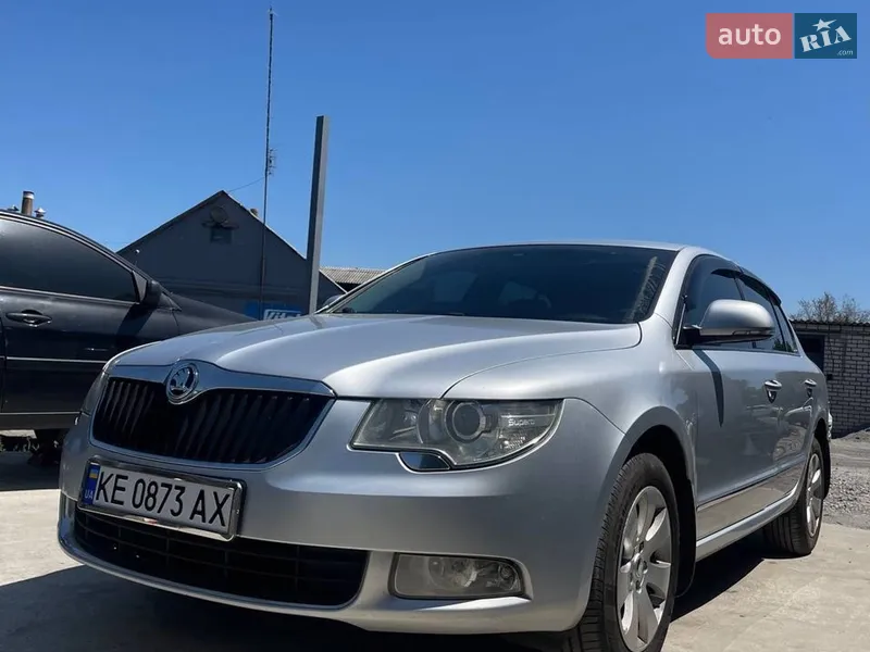 Skoda Superb 2012
