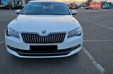 Ліфтбек Skoda Superb 2016 в Києві
