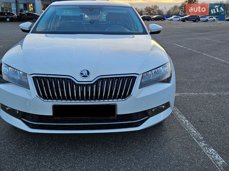 Ліфтбек Skoda Superb 2016 в Києві