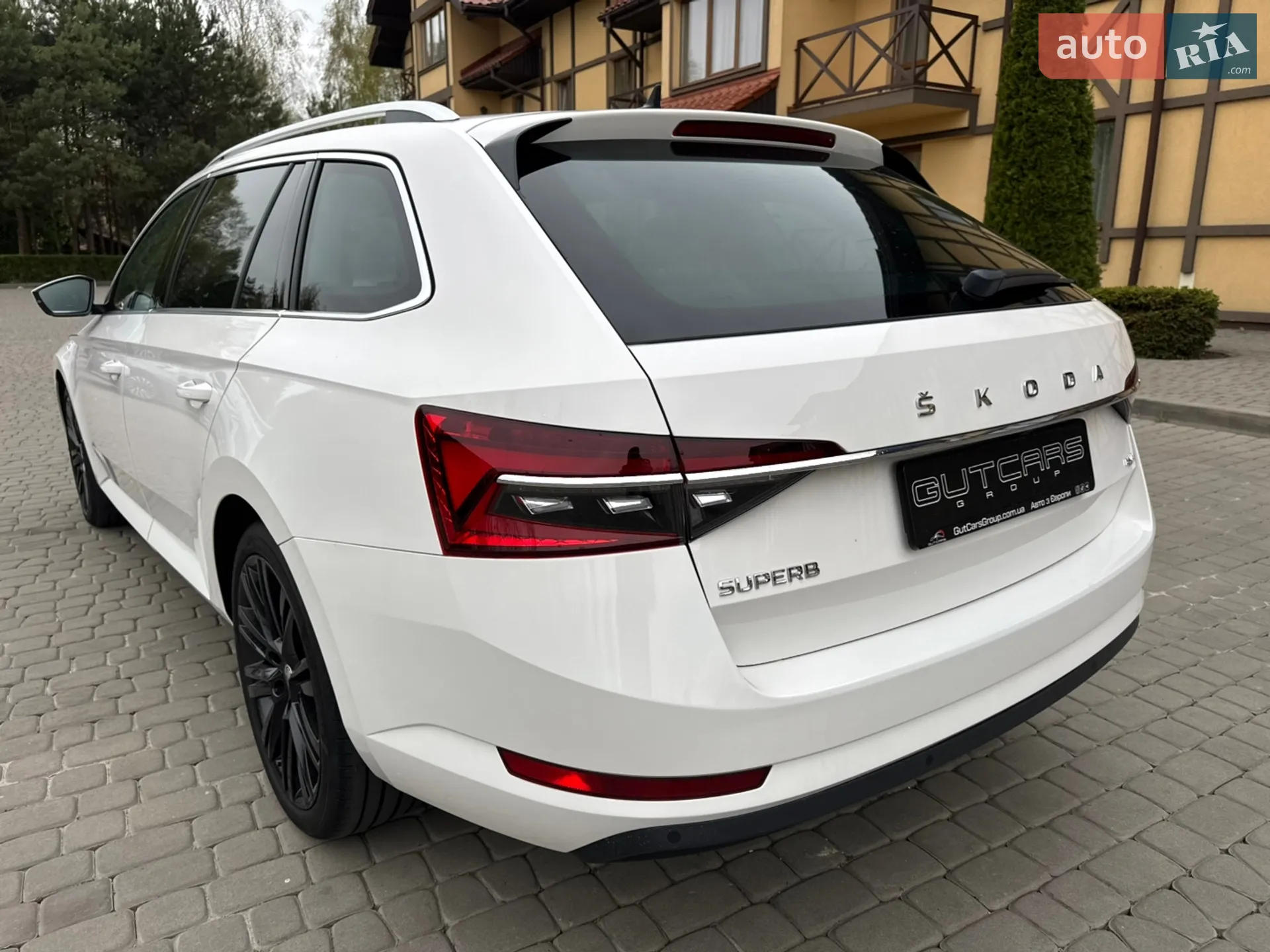 2020 Skoda Superb - мініатюра 3
