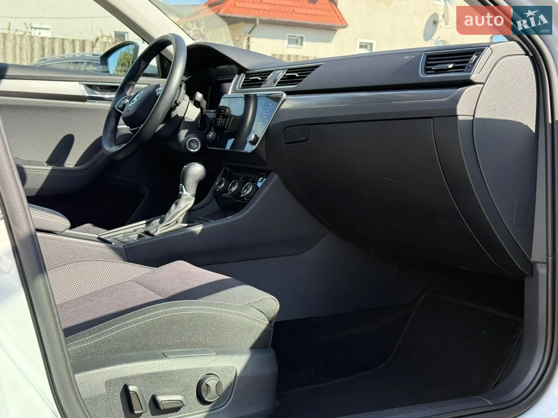 2022 Skoda Superb - мініатюра 47