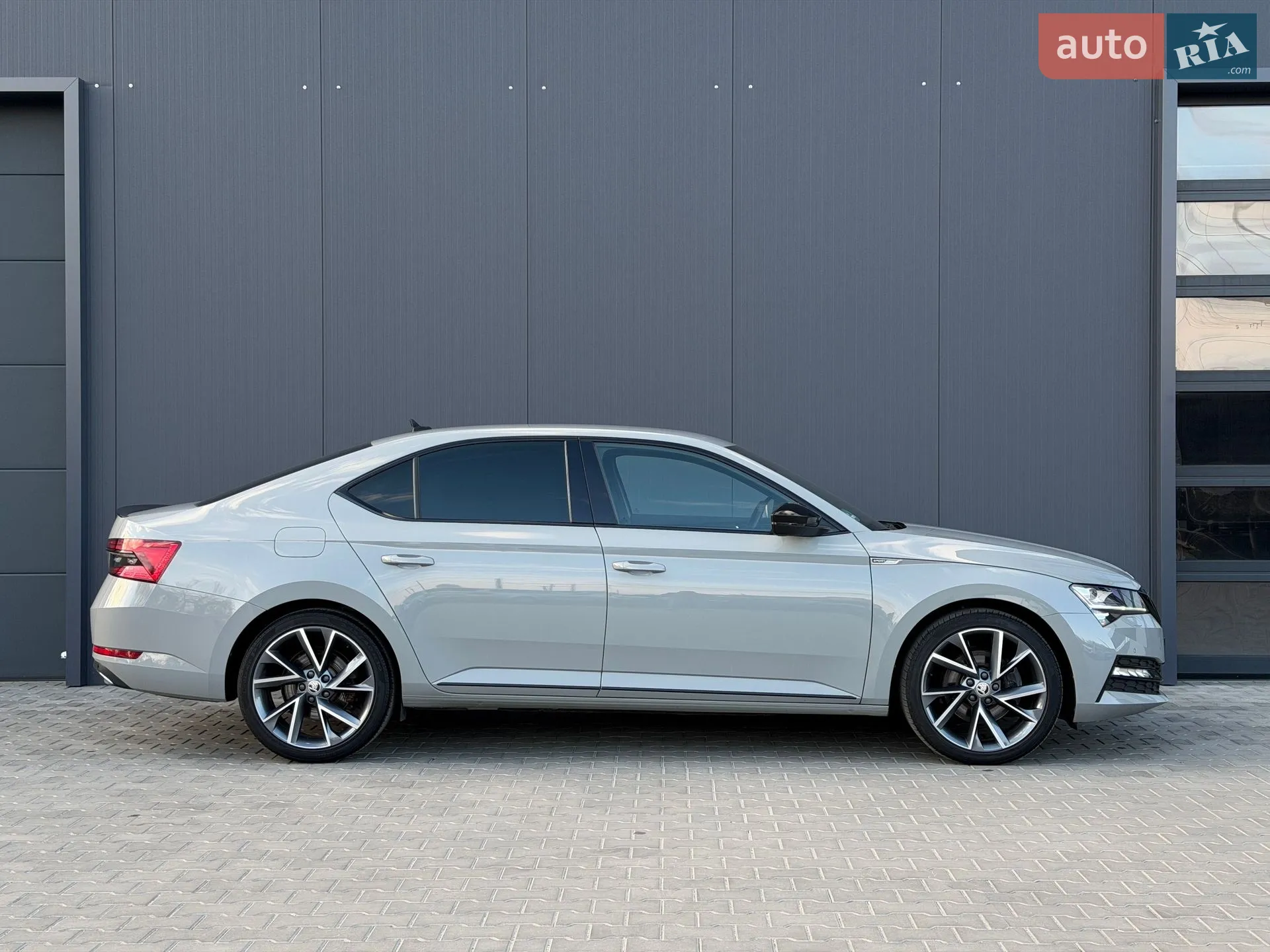 2023 Skoda Superb - мініатюра 9