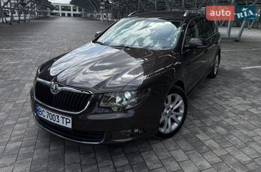 Універсал Skoda Superb 2011 в Львові