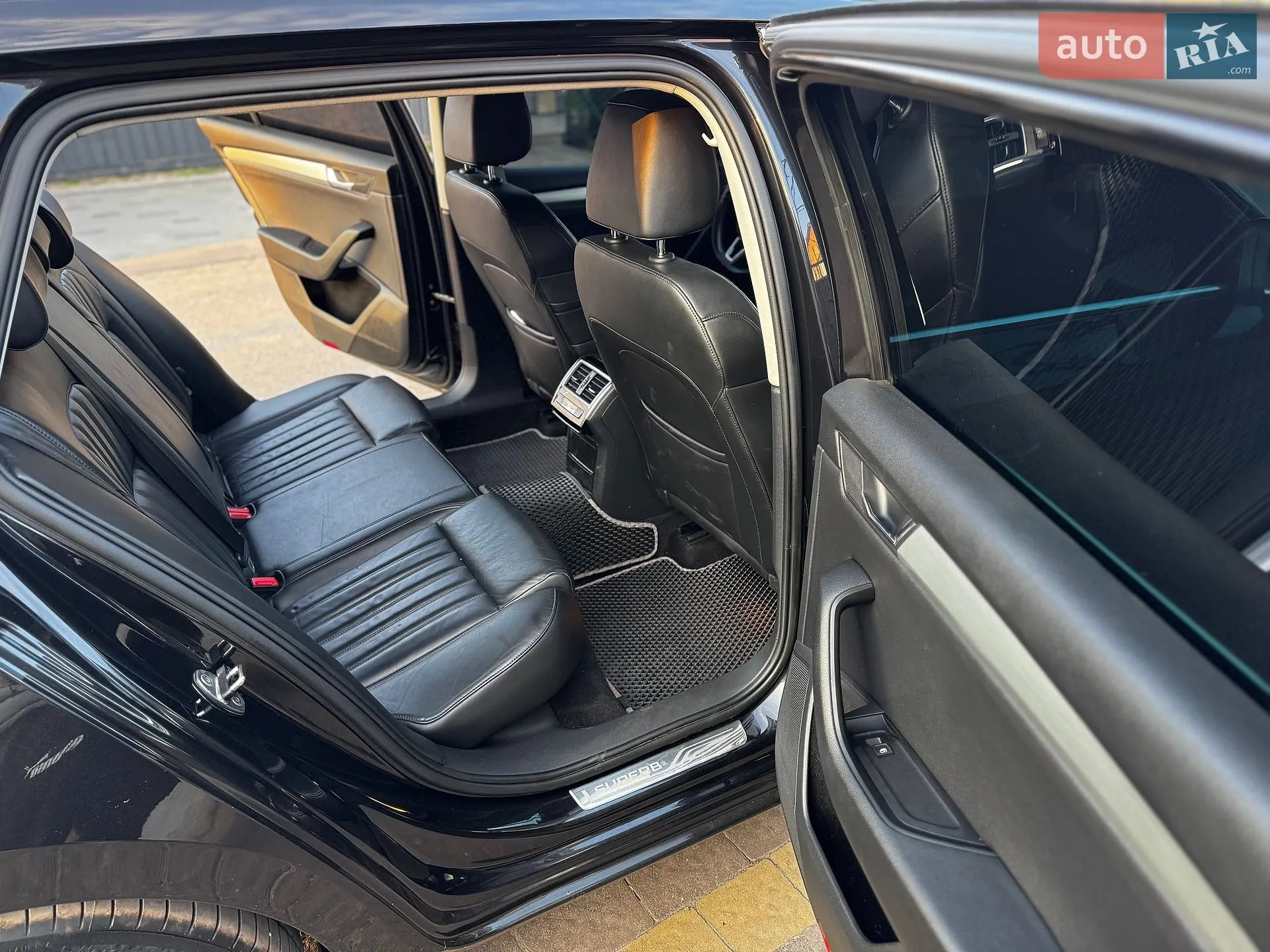 2015 Skoda Superb - мініатюра 12