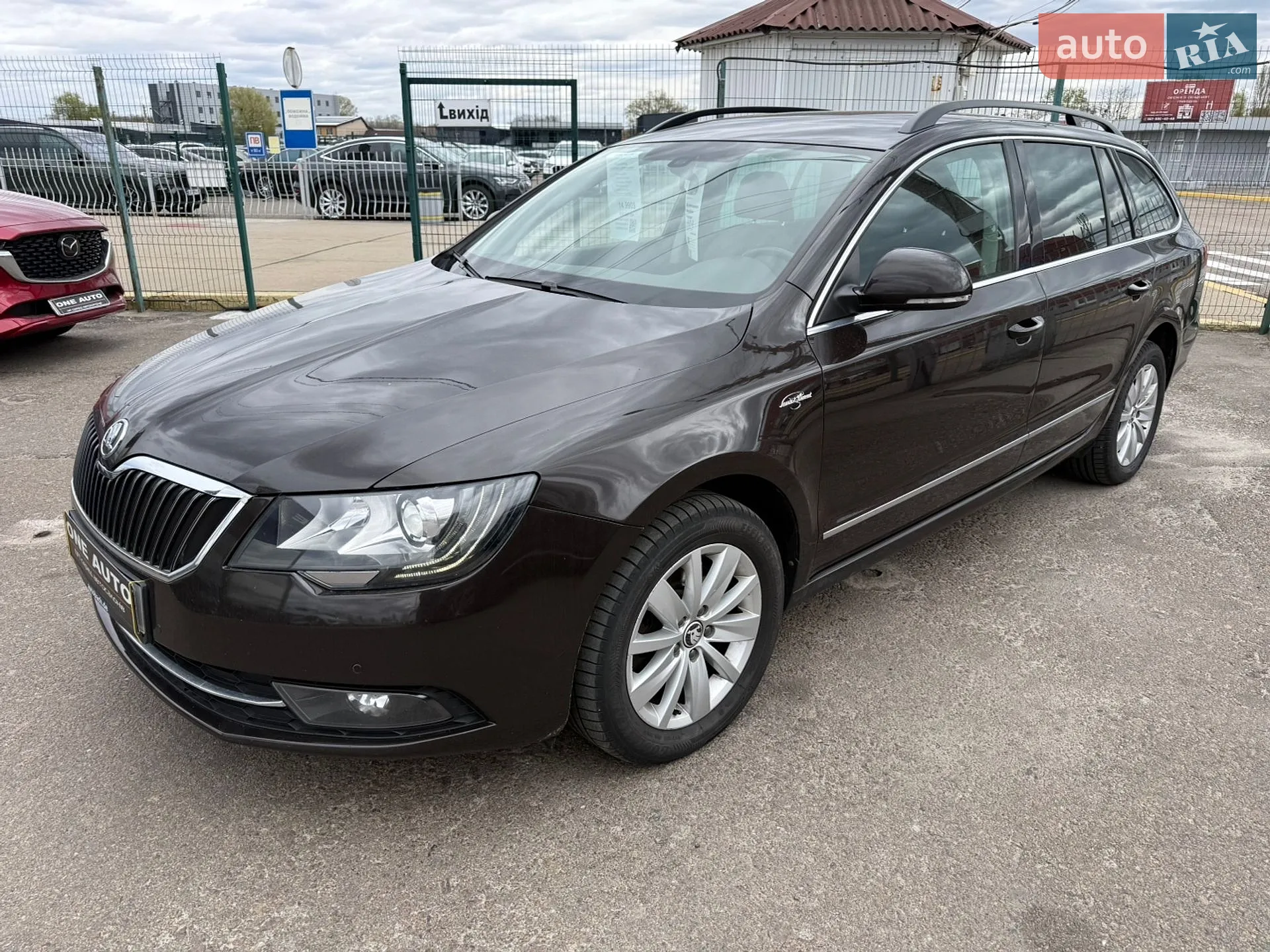 2013 Skoda Superb - мініатюра 2