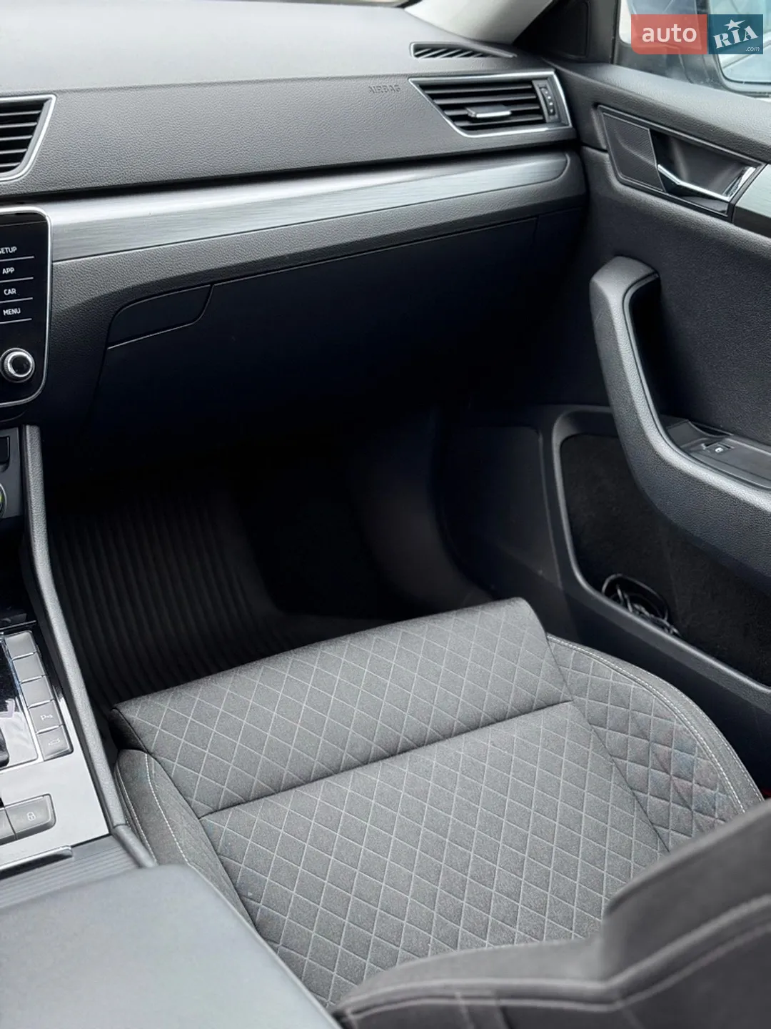 2015 Skoda Superb - мініатюра 14