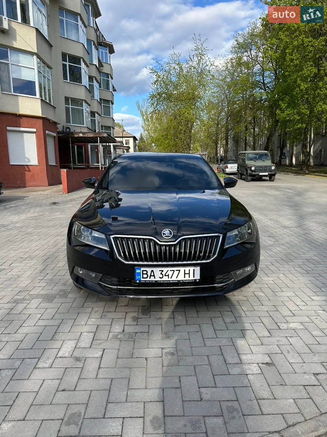 2016 Skoda Superb - мініатюра 2