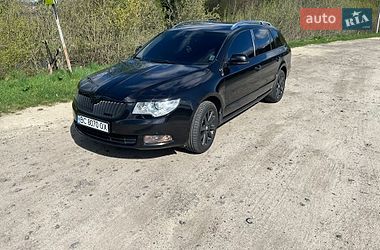 Универсал Skoda Superb 2012 в Львове