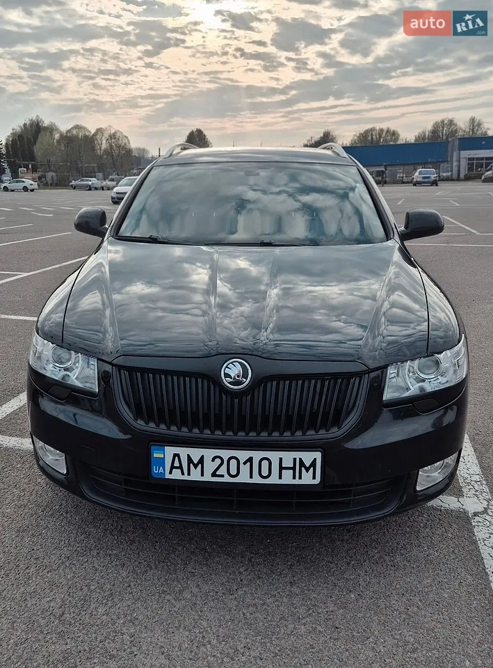 2011 Skoda Superb - мініатюра 28