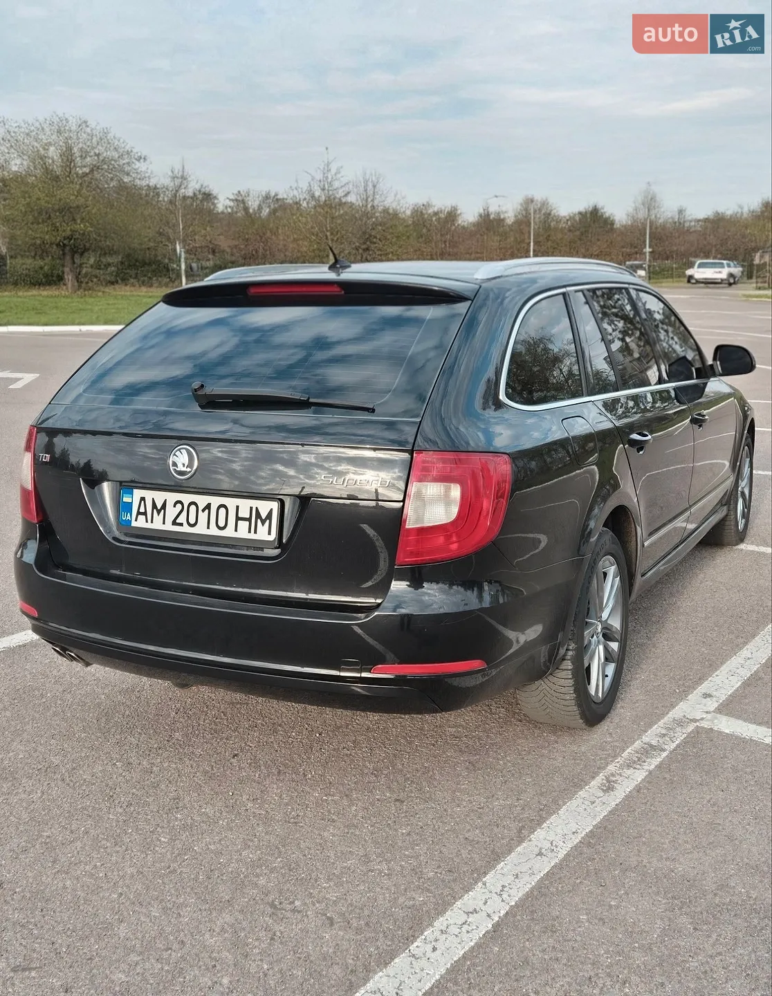 2010 Skoda Superb - мініатюра 6