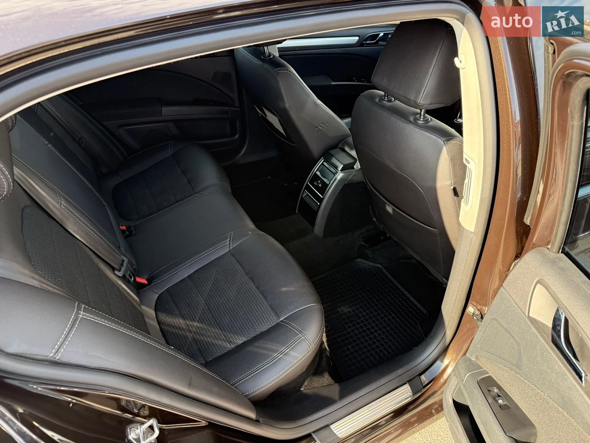 2012 Skoda Superb - мініатюра 14