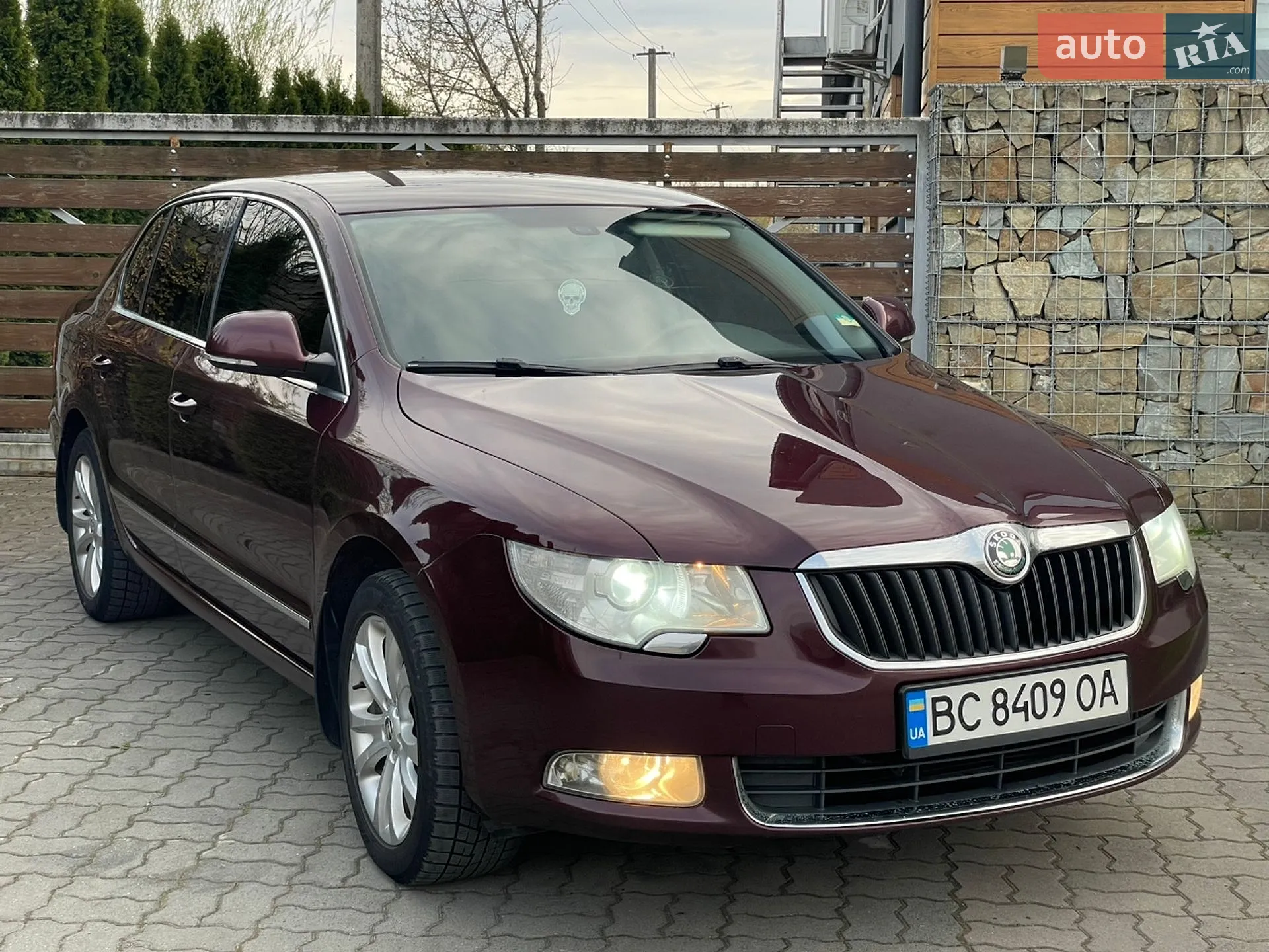 2010 Skoda Superb - мініатюра 12