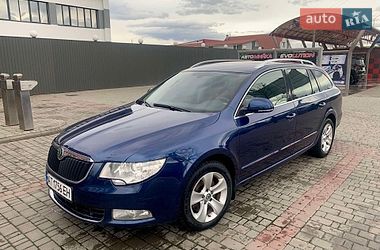 Универсал Skoda Superb 2010 в Ивано-Франковске