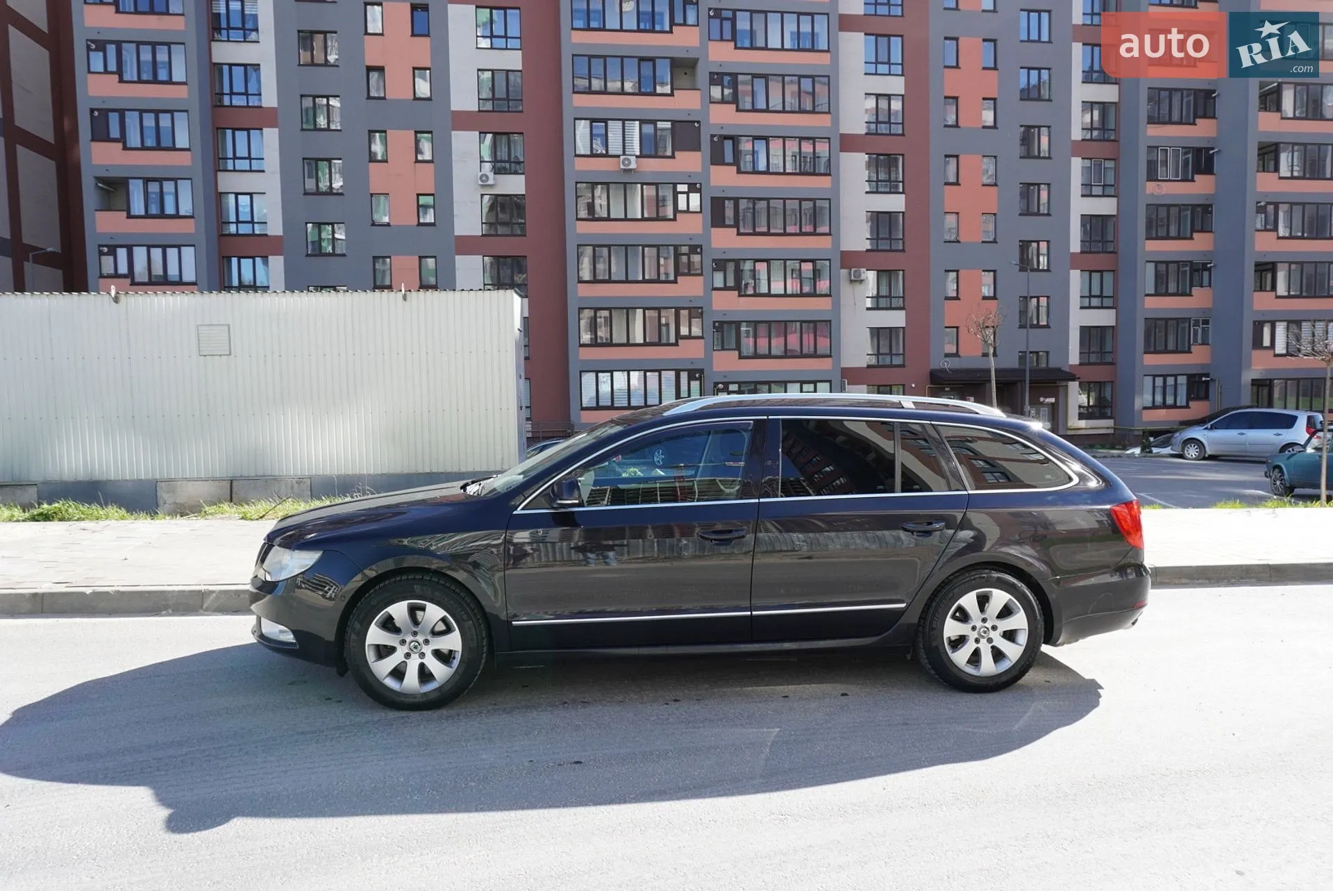 2010 Skoda Superb - мініатюра 10