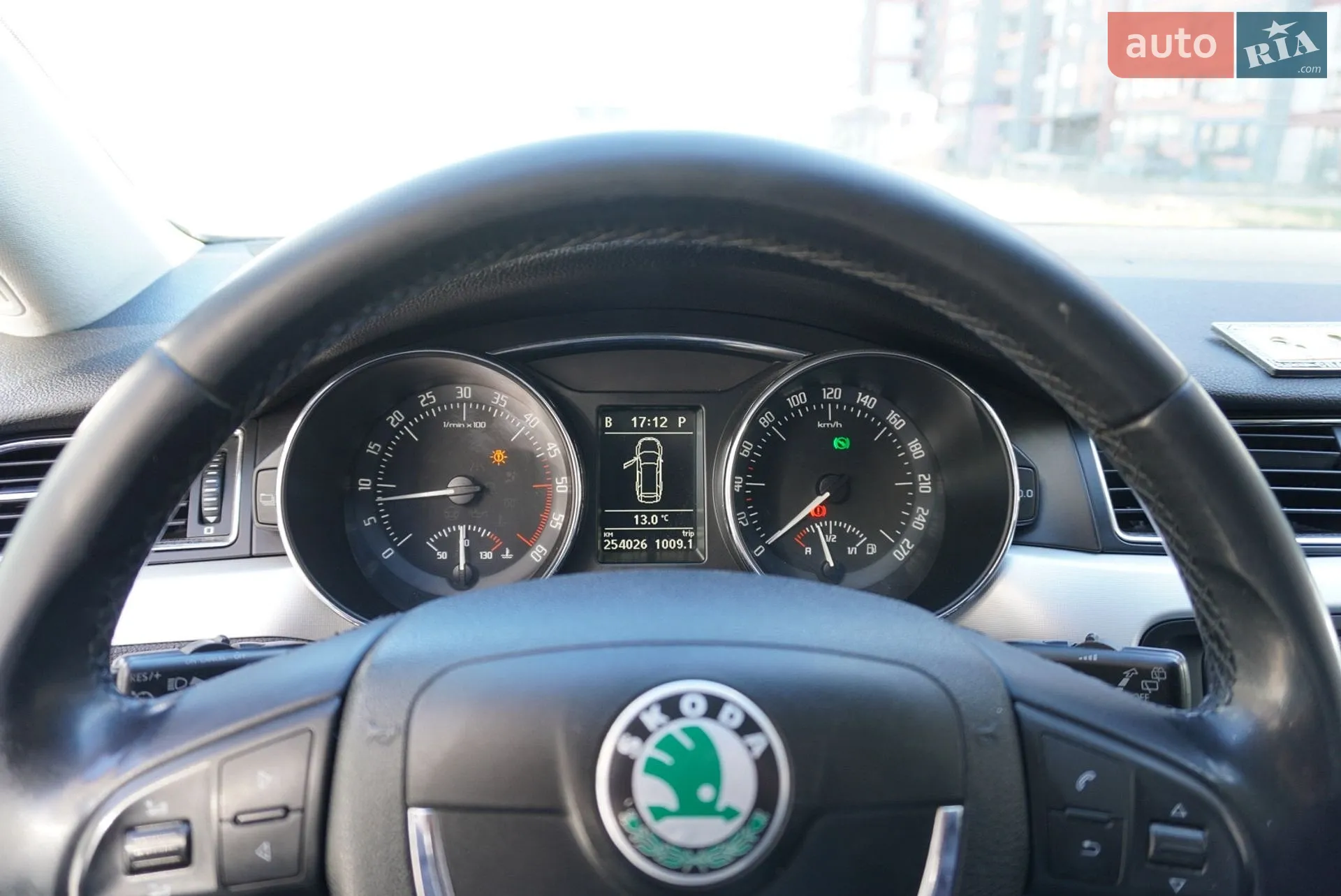 2010 Skoda Superb - мініатюра 33