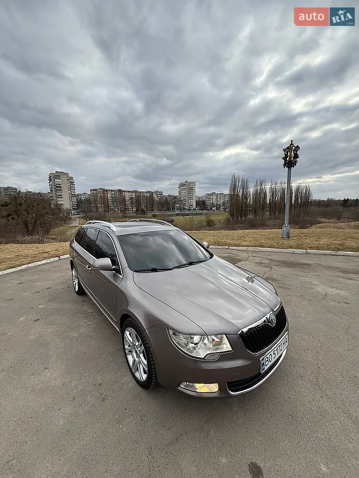 2010 Skoda Superb - мініатюра 55