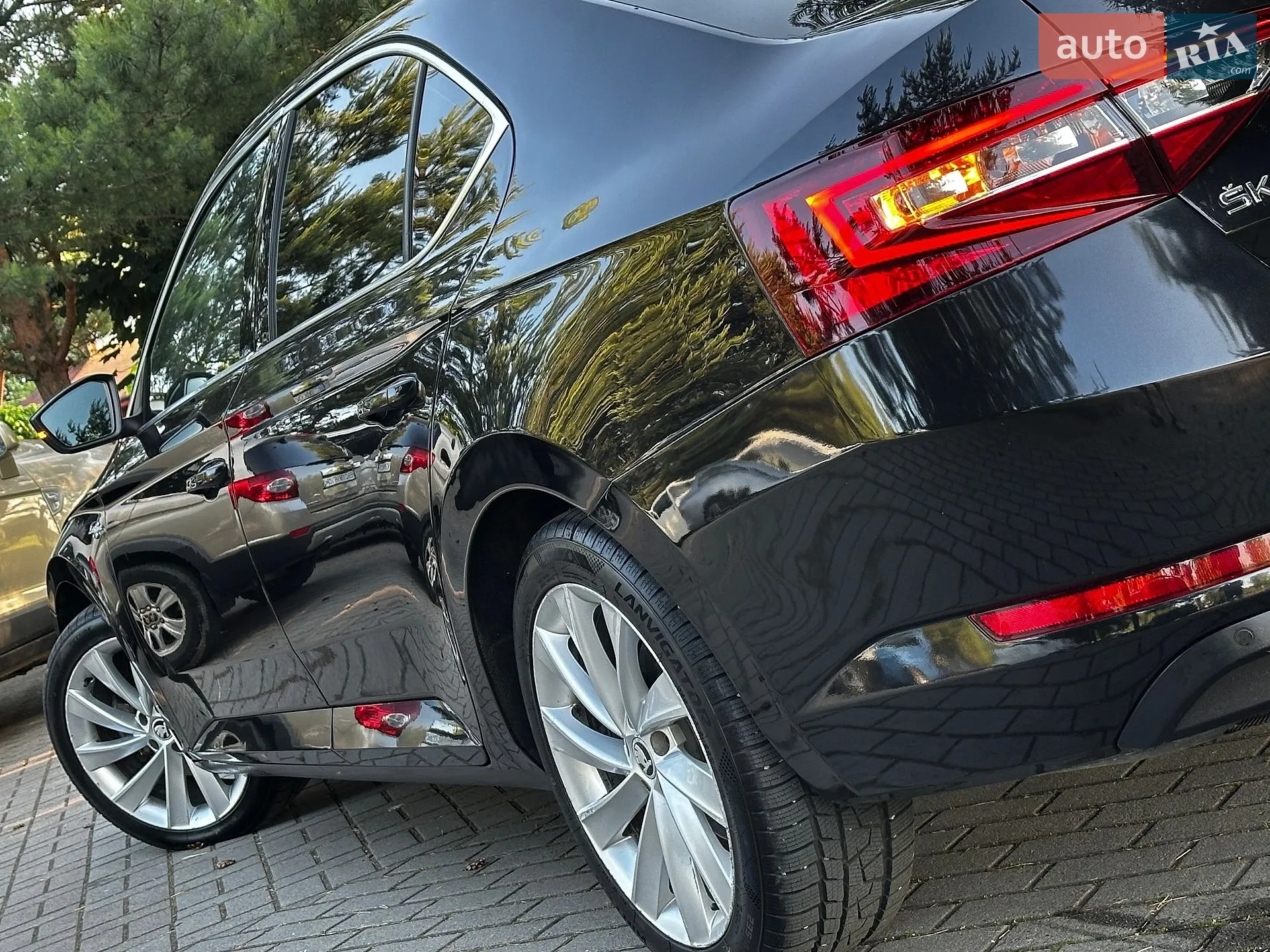 2016 Skoda Superb - мініатюра 45