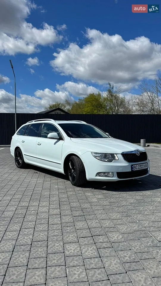 2012 Skoda Superb - мініатюра 11