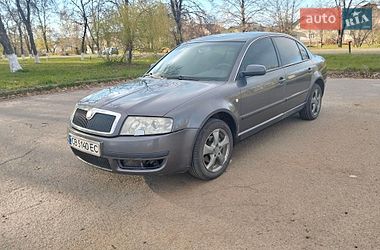 Лифтбек Skoda Superb 2002 в Чернигове