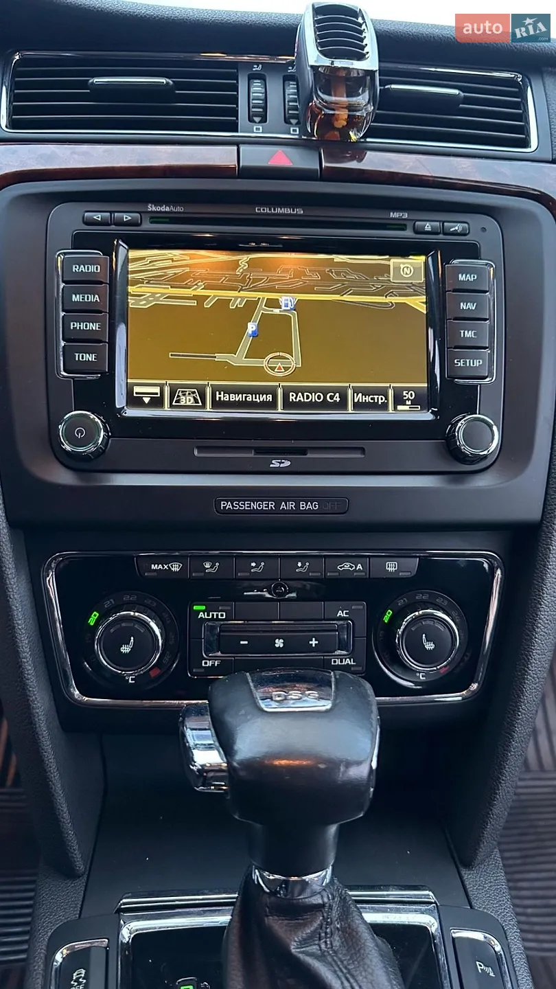 2011 Skoda Superb - мініатюра 11