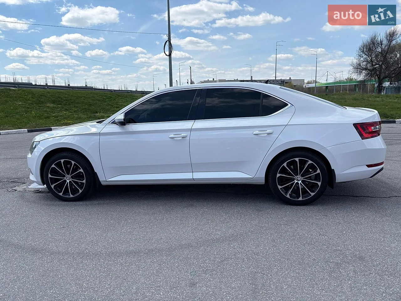 2019 Skoda Superb - мініатюра 22