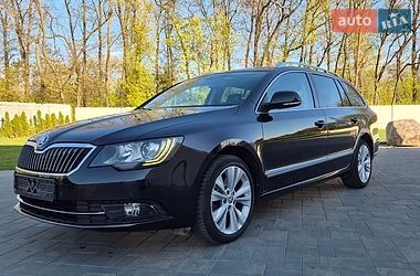 Универсал Skoda Superb 2013 в Луцке