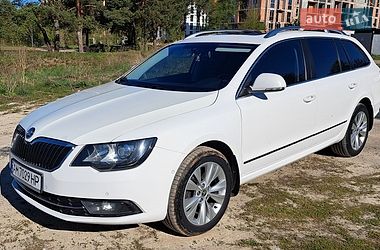 Универсал Skoda Superb 2014 в Житомире