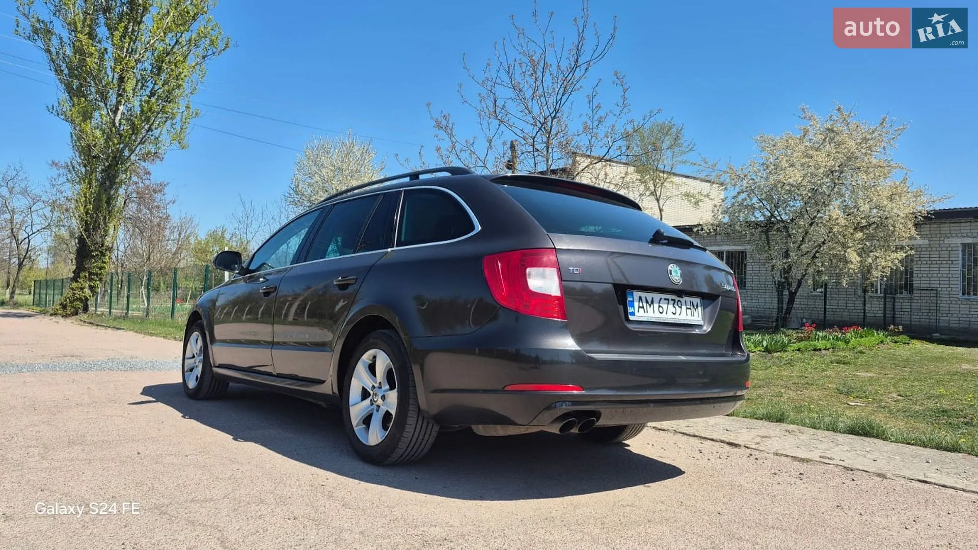 2011 Skoda Superb - мініатюра 11