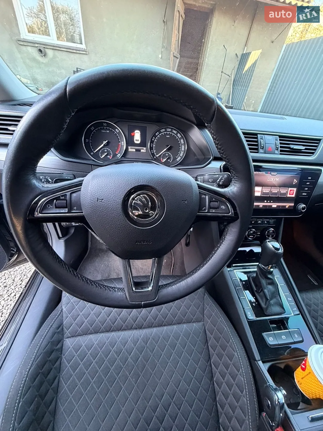 2017 Skoda Superb - мініатюра 19