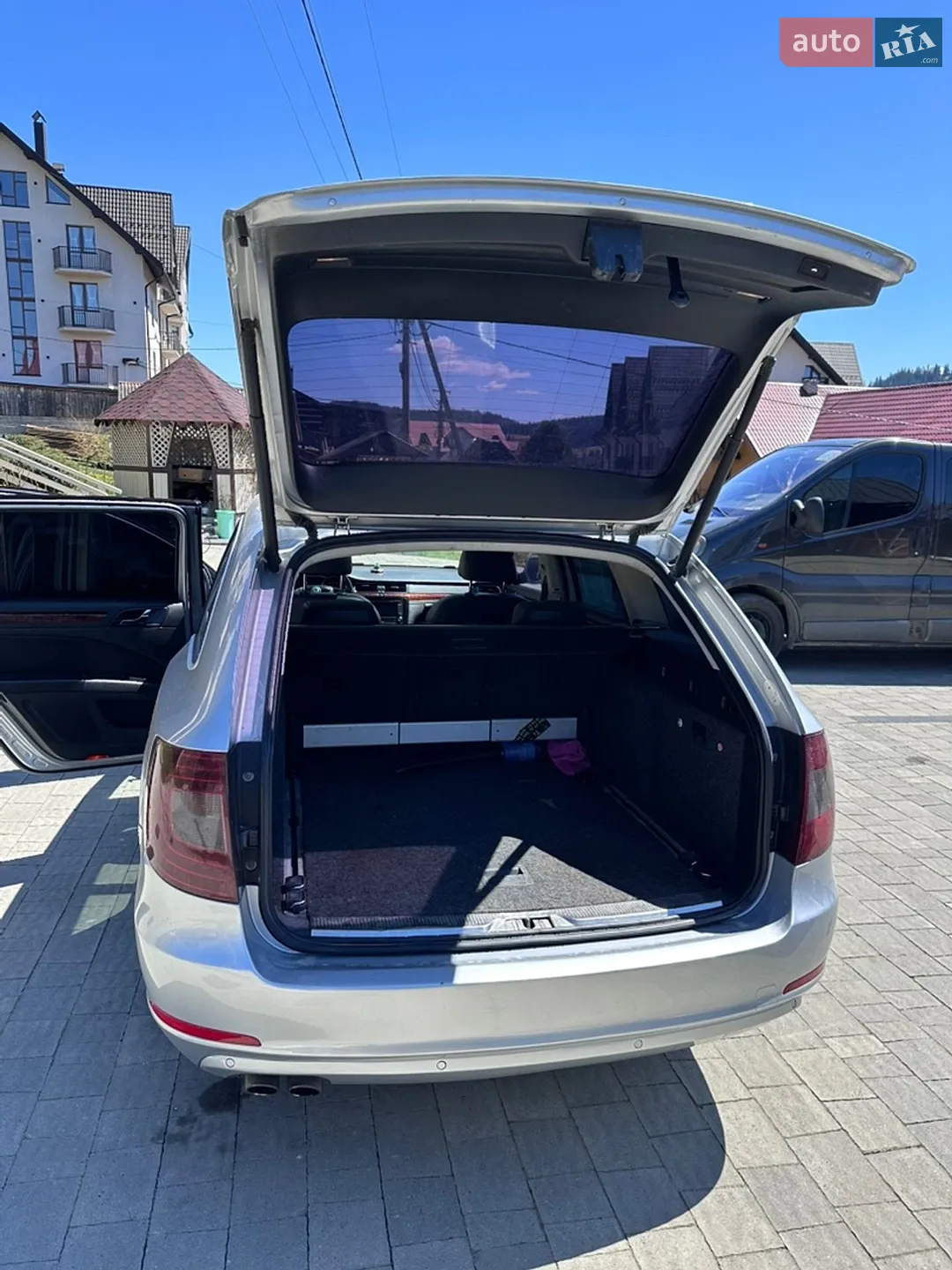 2012 Skoda Superb - мініатюра 5