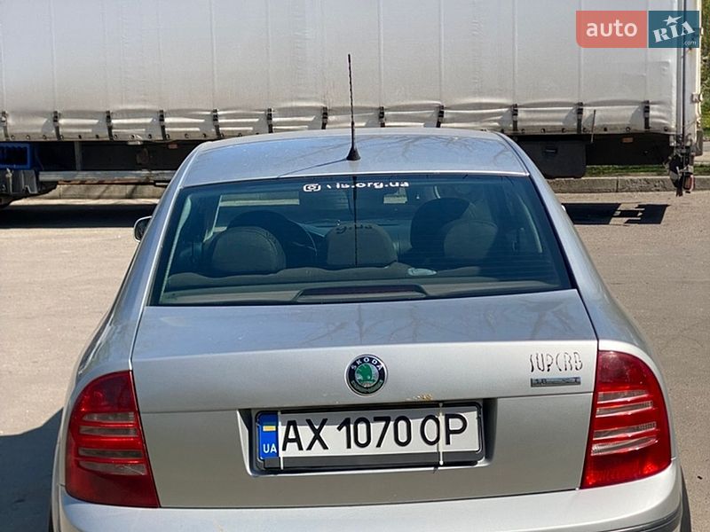 Ліфтбек Skoda Superb 2005 в Харкові