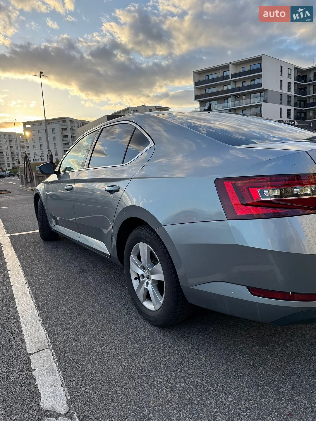 2016 Skoda Superb - мініатюра 13