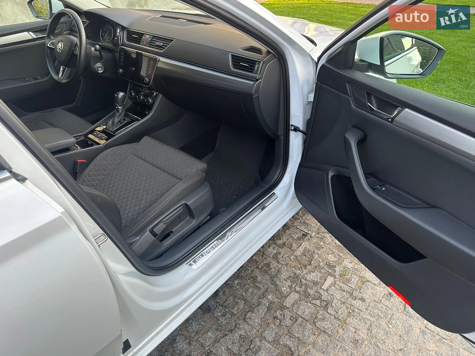 2017 Skoda Superb - мініатюра 7