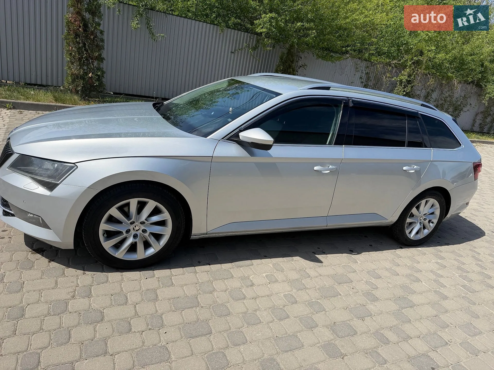 2017 Skoda Superb - мініатюра 13