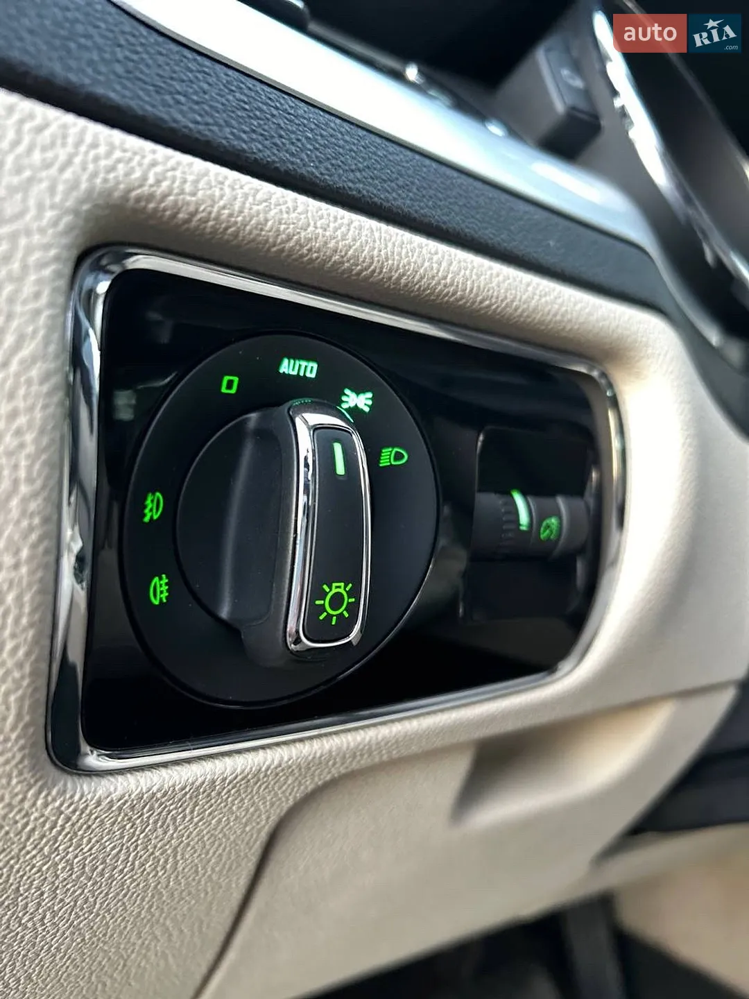 2011 Skoda Superb - мініатюра 29
