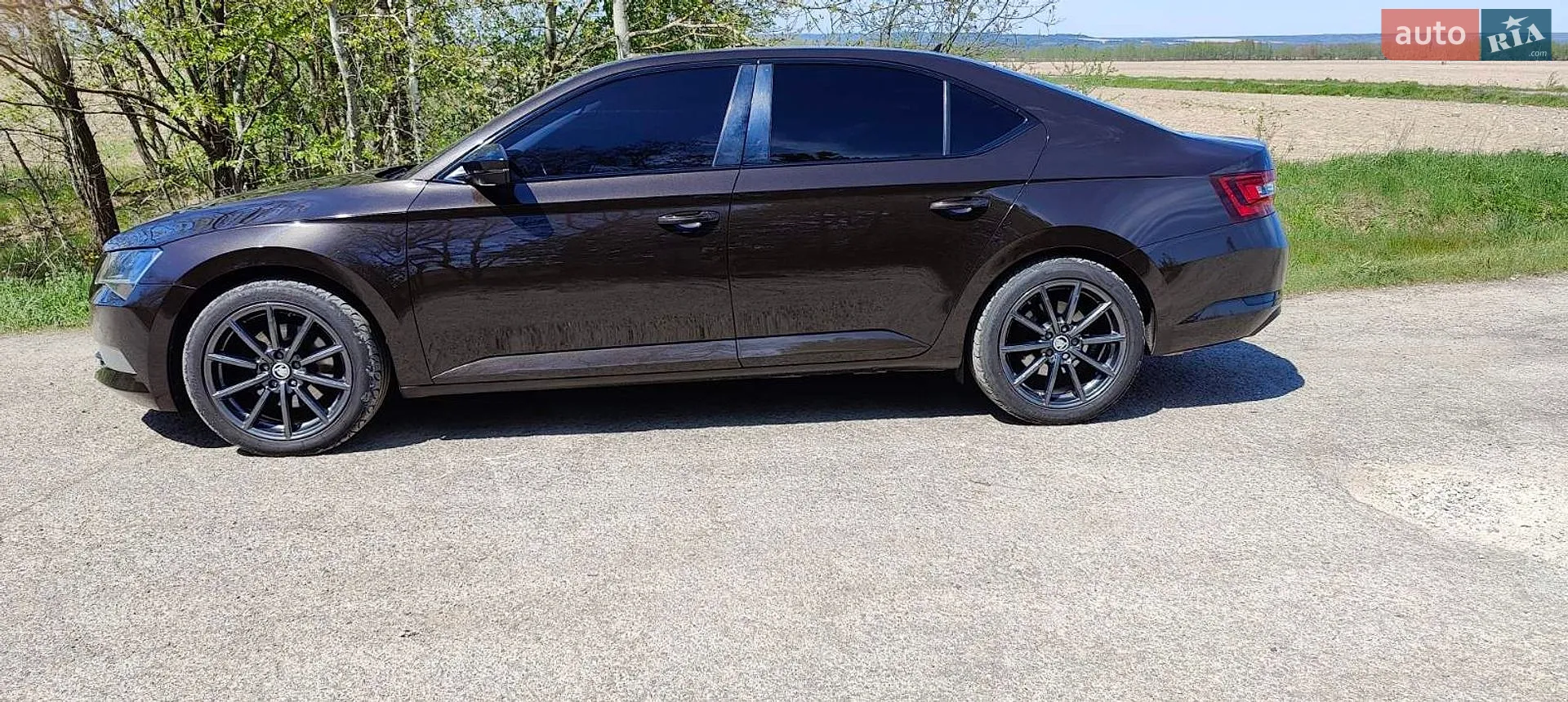 2016 Skoda Superb - мініатюра 3