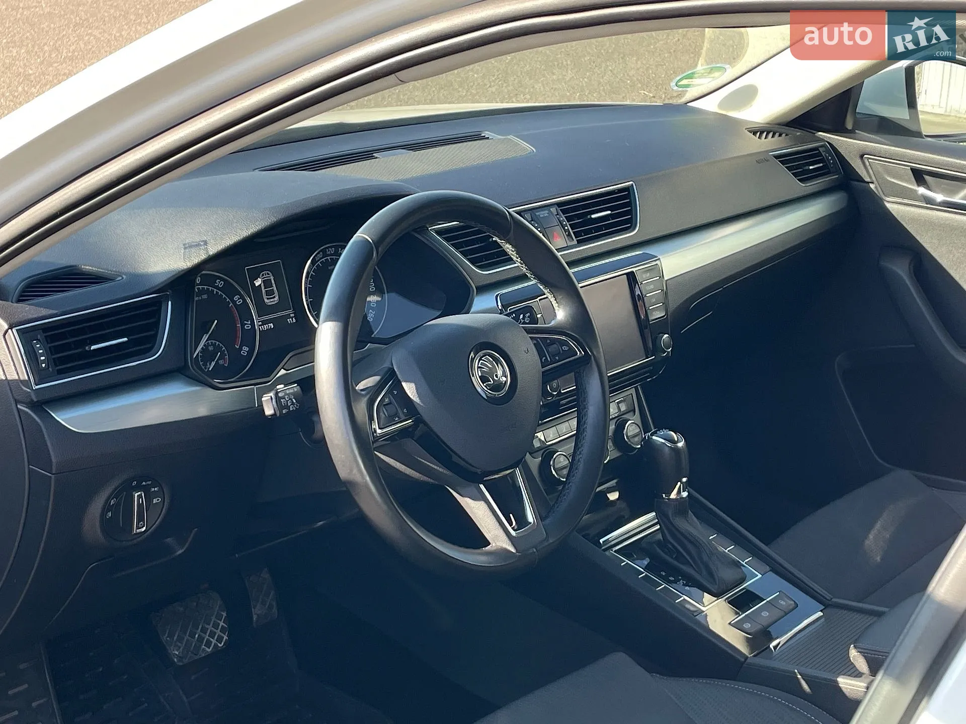 2016 Skoda Superb - мініатюра 17