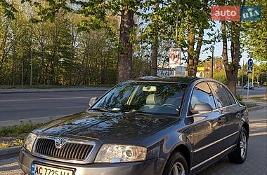Лифтбек Skoda Superb 2007 в Луцке