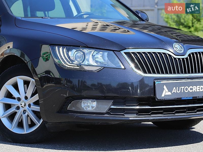 Универсал Skoda Superb 2014 в Киеве