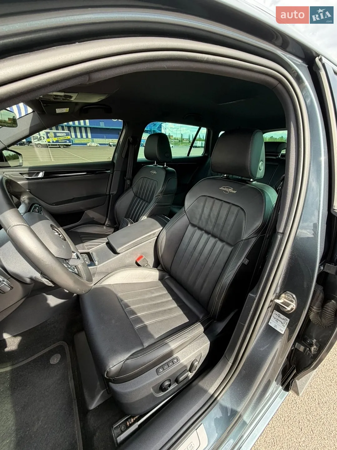 2020 Skoda Superb - мініатюра 12