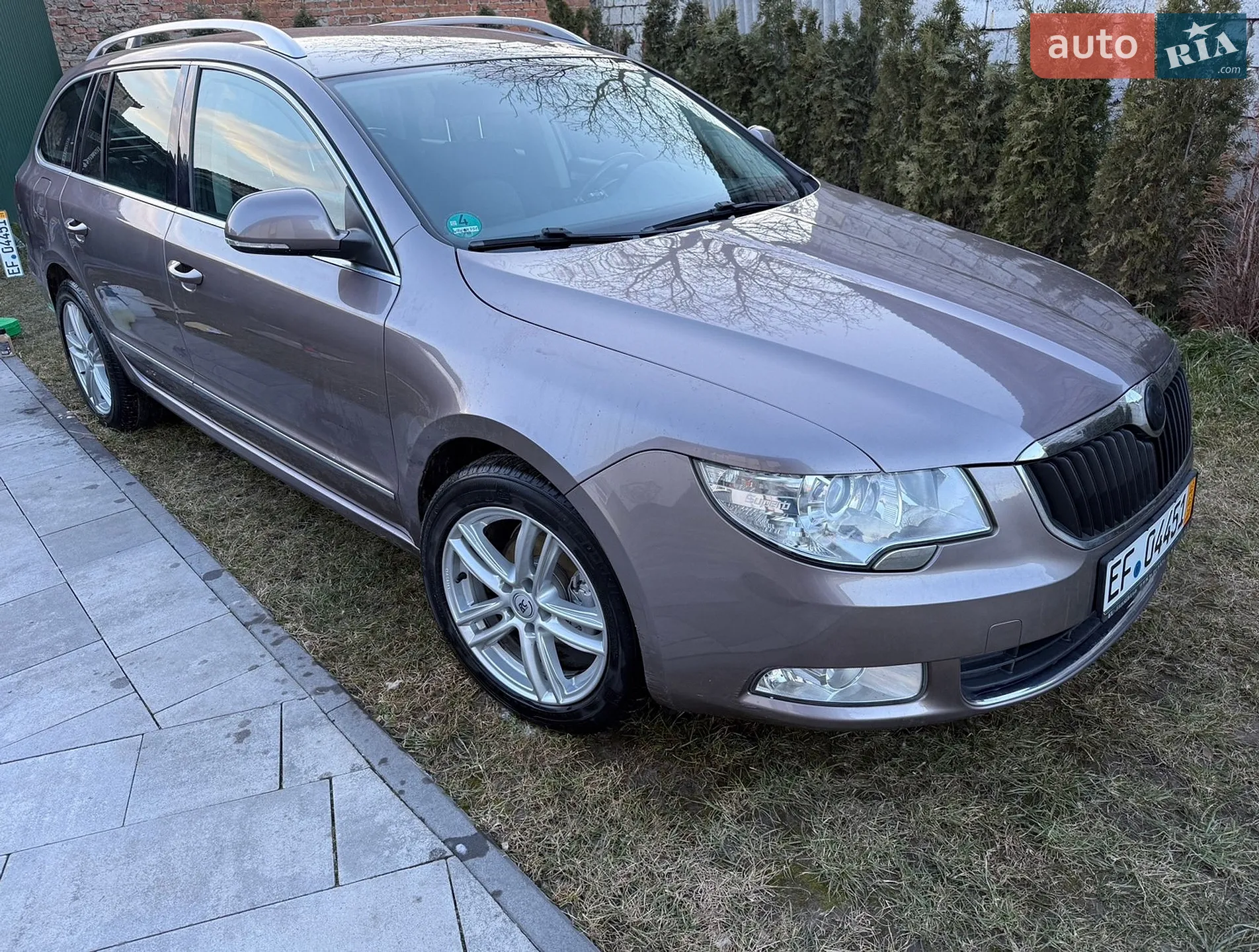 2010 Skoda Superb - мініатюра 10