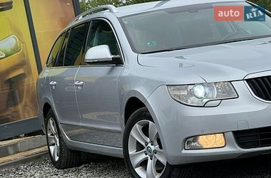 Универсал Skoda Superb 2012 в Стрые