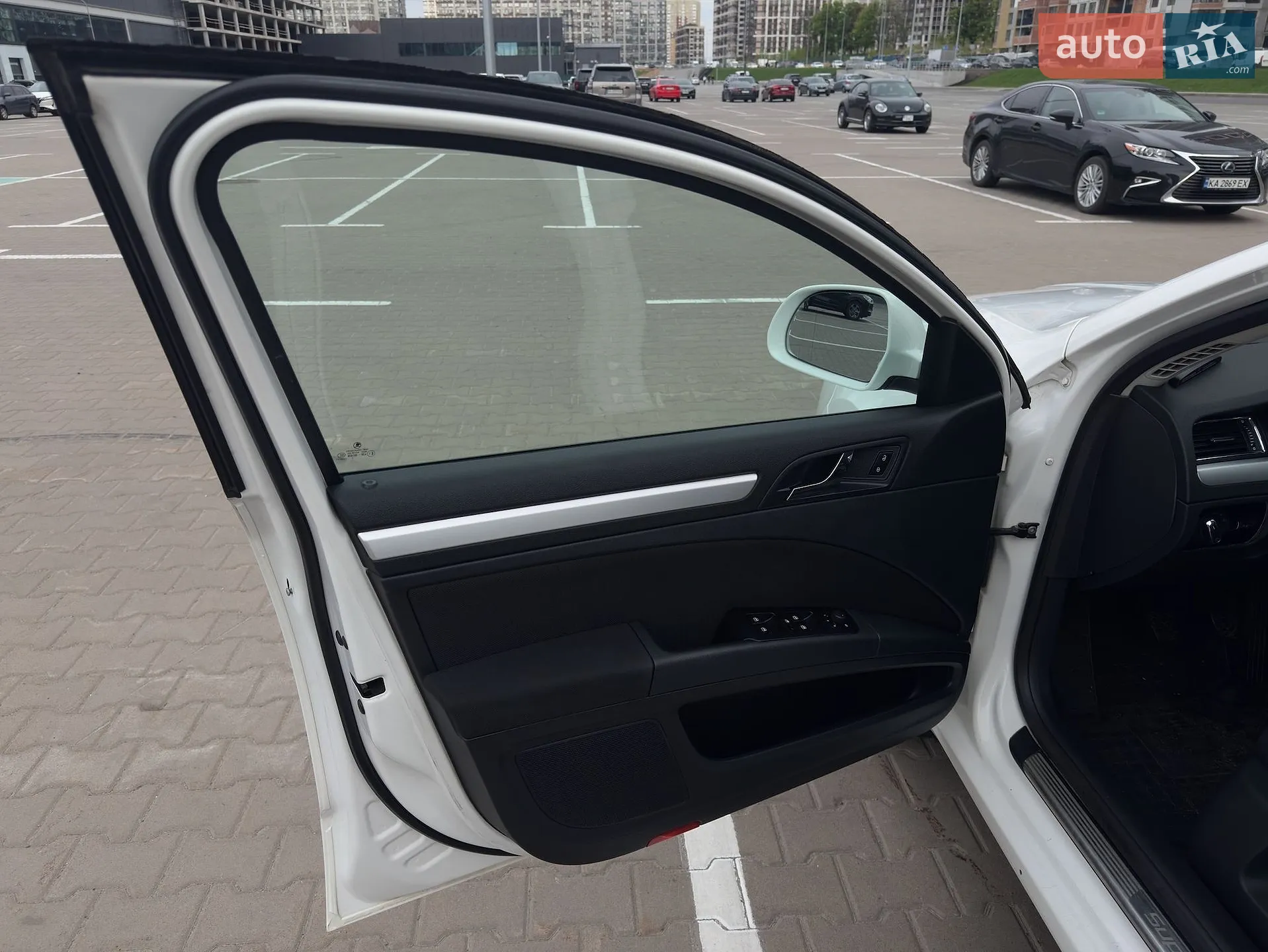 2012 Skoda Superb - мініатюра 14