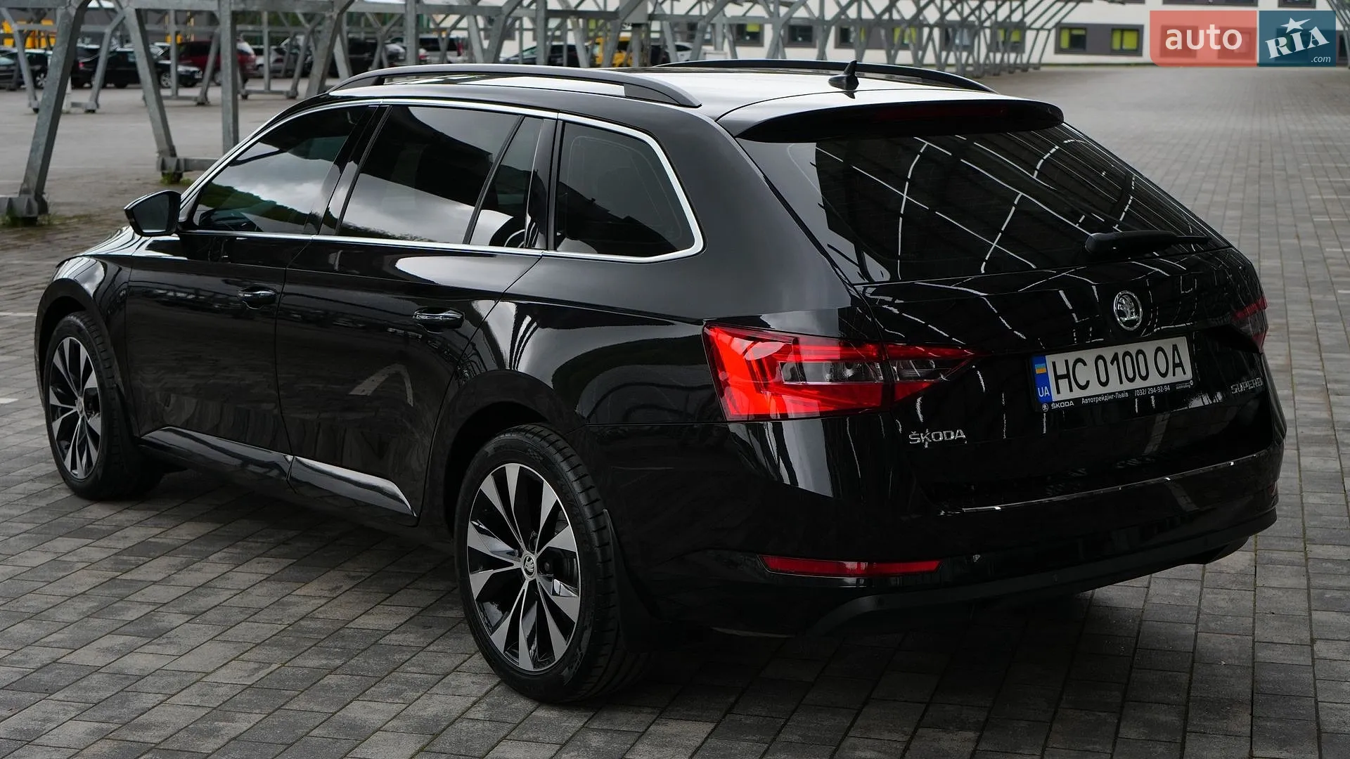 2016 Skoda Superb - мініатюра 2