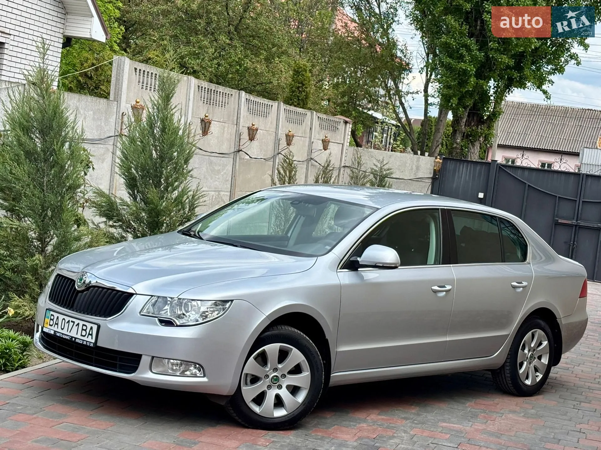 2012 Skoda Superb - мініатюра 12