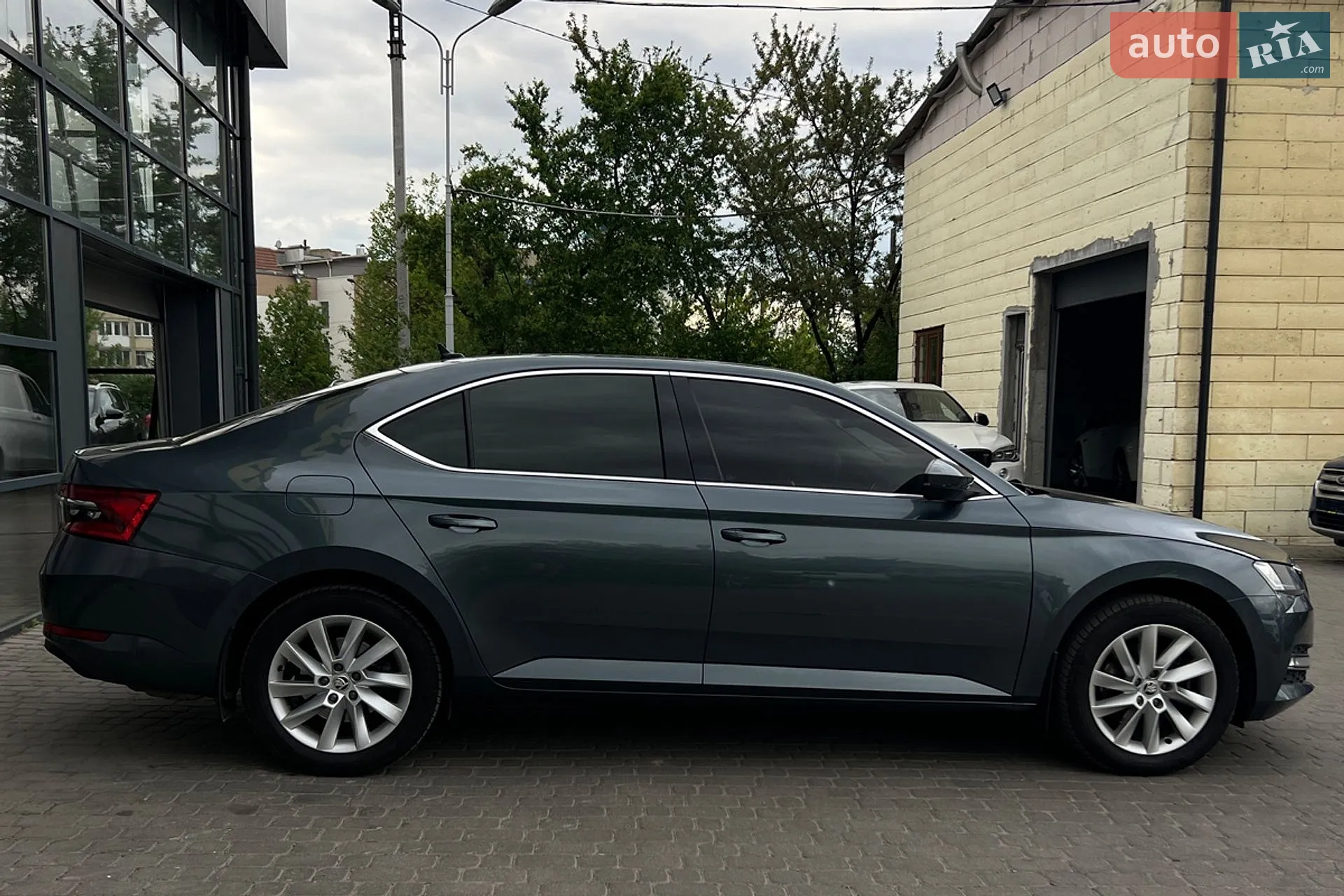 2021 Skoda Superb - мініатюра 8